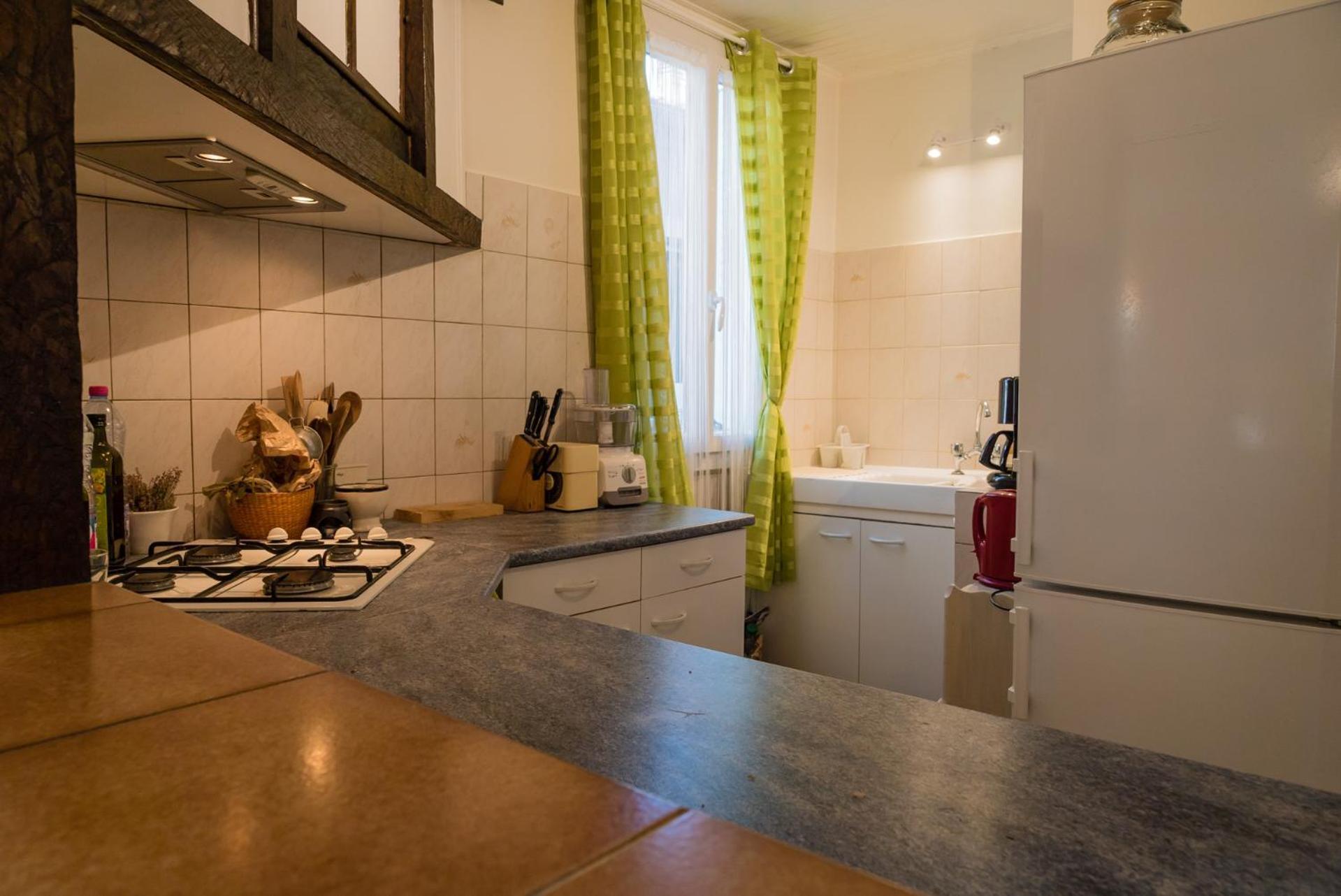 Maison Agreable En Centre Historique แซงต์-เซเร ภายนอก รูปภาพ